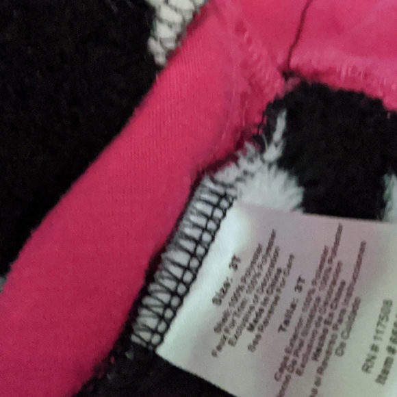 💜 cute 3T Disney Minnie Pink and black fleece jacket - Picture 7 of 7